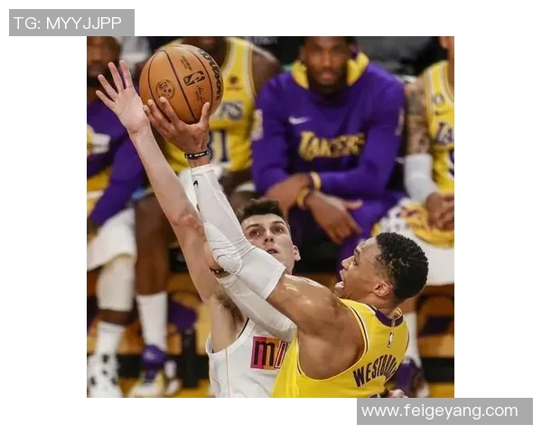 湖人对决热火精彩直播全程回顾与赛后分析尽在这里 湖人对决热火精彩直播全程回顾与赛后分析尽在这里